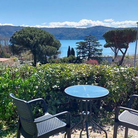 Bed&Breakfast "Fiorella" Sul Lago Castel Gandolfo Exterior photo