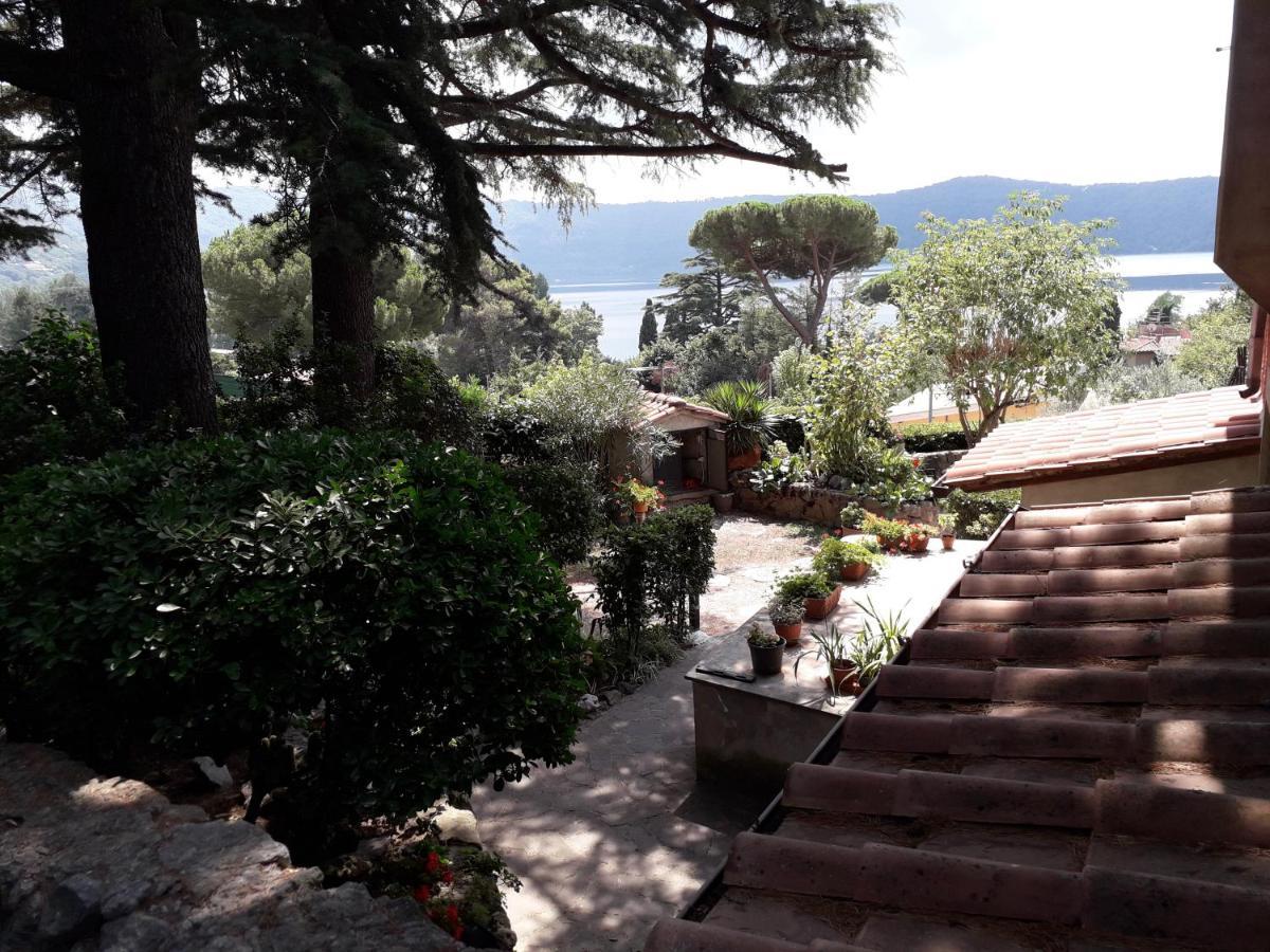 Bed&Breakfast "Fiorella" Sul Lago Castel Gandolfo Exterior photo