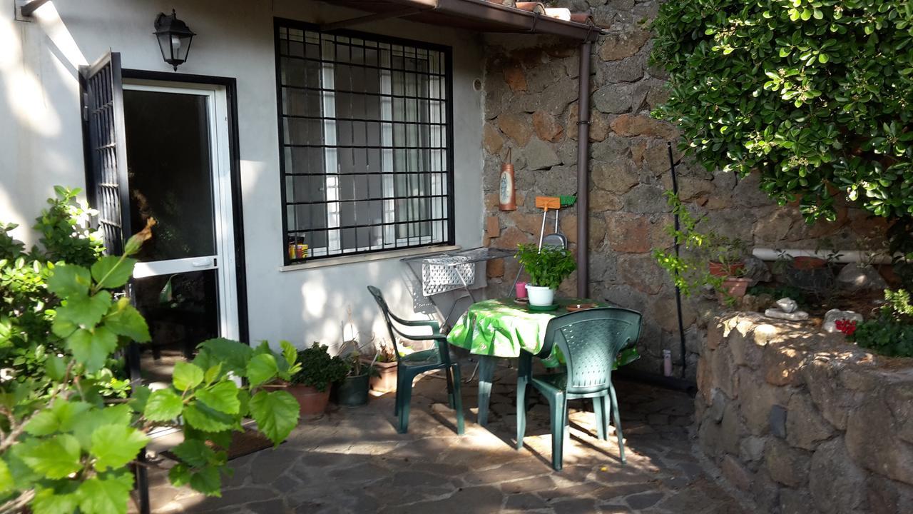 Bed&Breakfast "Fiorella" Sul Lago Castel Gandolfo Exterior photo